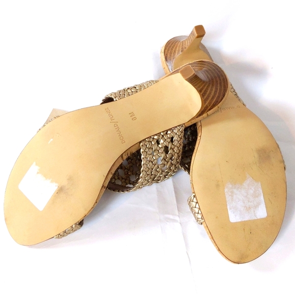 🆕🌿DONALD J. PLINER SANDALS🌿 - Picture 7 of 7